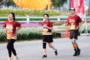 BIB: 
                            <button type="button" onclick="openModal(27850844)" class="btn btn-primary btn-sm float-right btn-popup" data-toggle="modal" data-target=".modal-high-quality">
                        <i class="fas fa-shopping-cart"></i> Add to Cart
                    </button>
                                            <button type="button" onclick="isThisMe(27850844, true)" class="btn btn-success btn-sm float-right btn-popup btn-isme hidden" data-toggle="tooltip" data-placement="bottom" title="นี่คือรูปของคุณใช่ไหม คลิกที่นี่เพื่อเอาเข้าอัลบั้ม">
                        <i class="fas fa-plus"></i> Add to album
                    </button>
                    <button type="button" onclick="isThisMe(27850844, false)" class="btn btn-warning btn-sm float-right btn-popup btn-isnotme hidden">
                        <i class="fas fa-ban"></i> Remove from album
                    </button>